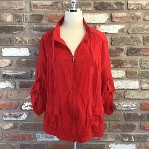 TORRID Woman's Red Light Weight Anorak Roll Tab Zip Up Jacket 1